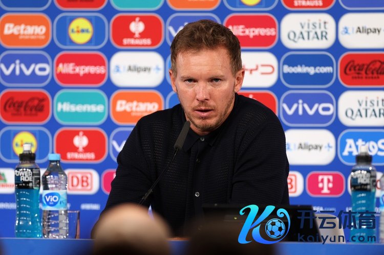 记者：德国队当天仅13东说念主进行球队推行，维尔茨穆西亚拉在健身房